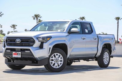 New 2025 Toyota Tacoma SR5