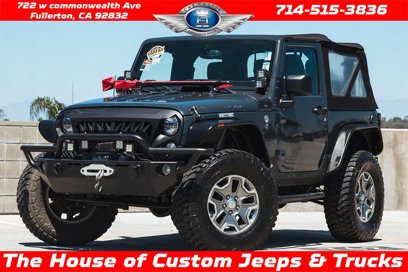 Used 2016 Jeep Wrangler Rubicon w/ Power Convenience Group
