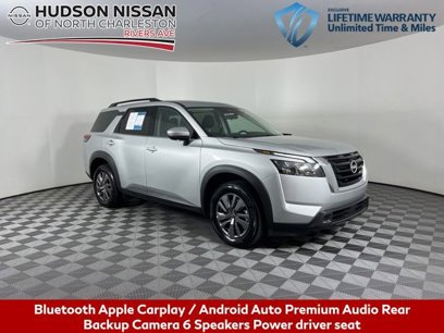 Used 2025 Nissan Pathfinder SV