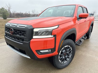 New 2025 Nissan Frontier PRO-4X w/ Pro Premium Package