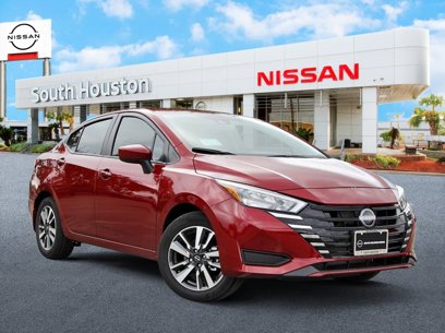 New 2025 Nissan Versa SV w/ Trunk Package