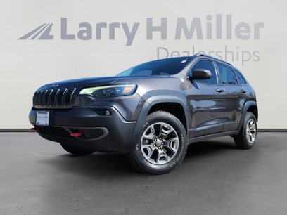 Used 2019 Jeep Cherokee Trailhawk w/ Comfort/Convenience Group