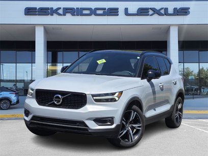 Used 2022 Volvo XC40 T5 R-Design