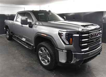 Used 2025 GMC Sierra 2500 SLT w/ SLT Premium Package