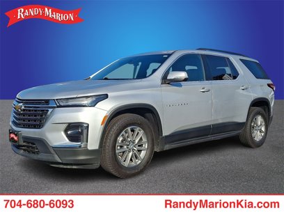 Used 2022 Chevrolet Traverse LT