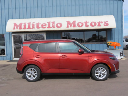 Used 2023 Kia Soul LX w/ LX Technology Package