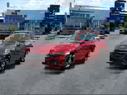 New 2025 Hyundai Elantra SEL