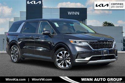 Certified 2022 Kia Carnival EX