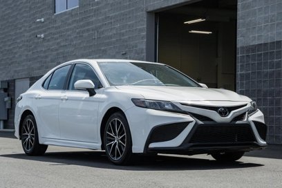 Used 2022 Toyota Camry SE