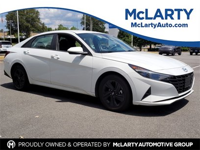 Used 2023 Hyundai Elantra SEL