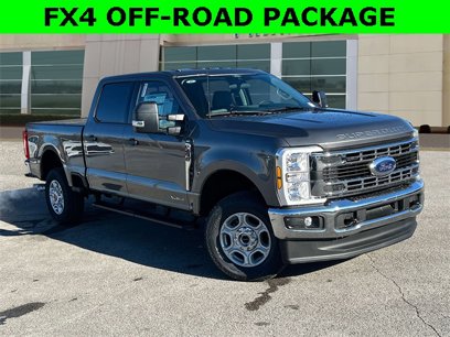 New 2025 Ford F250 XLT w/ FX4 Off-Road Package