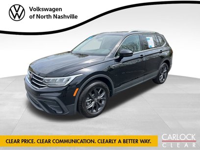 Used 2024 Volkswagen Tiguan SE w/ Panoramic Sunroof Package
