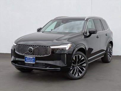 New 2025 Volvo XC90 T8 Plus w/ Protection Package Premier