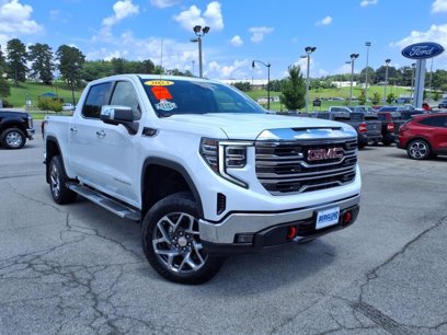 Used 2023 GMC Sierra 1500 SLT w/ SLT Premium Package