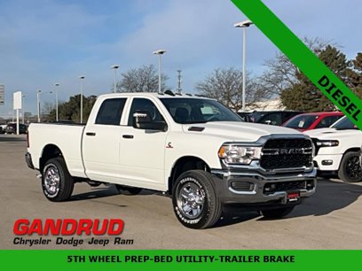 New 2024 RAM 2500 Tradesman w/ Chrome Appearance Group