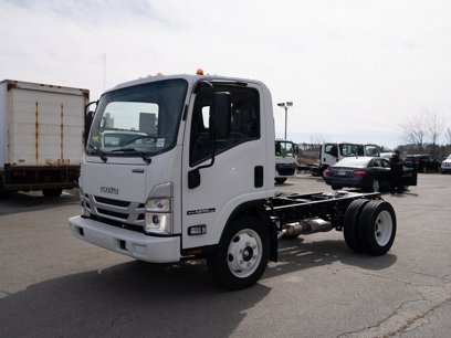 New 2024 Isuzu NPR