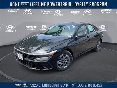 New 2025 Hyundai Elantra Blue