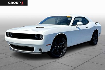 Used 2022 Dodge Challenger SXT w/ Blacktop Package