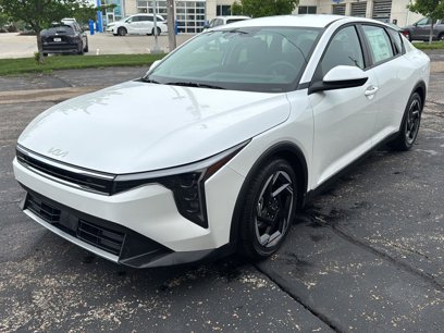 New 2025 Kia K4 EX