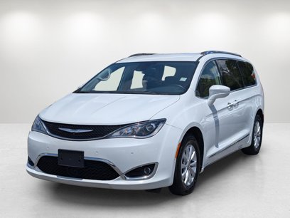 Used 2018 Chrysler Pacifica Touring-L w/ Advanced Safetytec Group