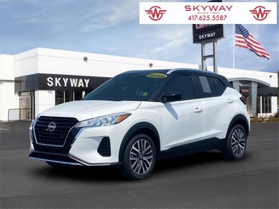 Used 2023 Nissan Kicks SV