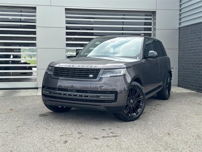 New 2025 Land Rover Range Rover SE