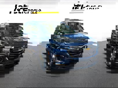 Used 2023 Chevrolet Traverse LT