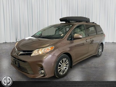 Used 2018 Toyota Sienna XLE