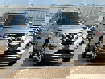 Used 2020 Nissan Rogue SV