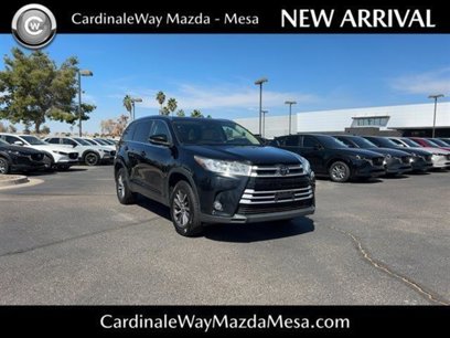 Used 2017 Toyota Highlander XLE w/ Carpet Mat Package