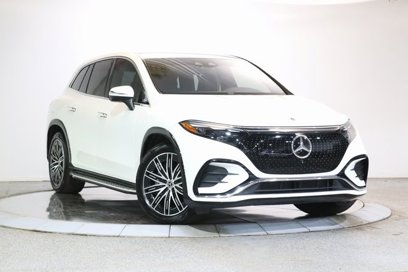 Used 2023 Mercedes-Benz EQS 580 4MATIC SUV w/ Exclusive Trim Package
