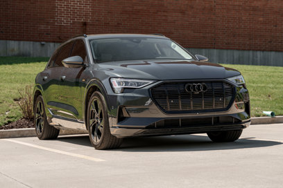 Used 2022 Audi e-tron Premium Plus