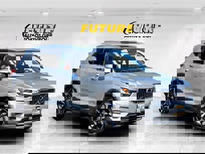 Used 2019 Volvo XC40 T5 Inscription