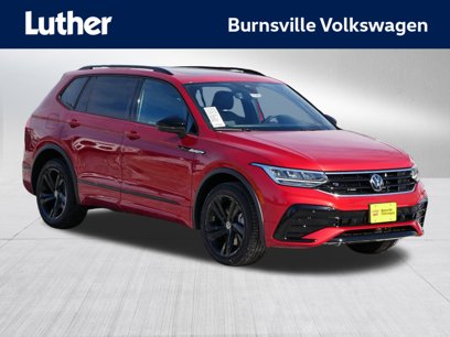 New 2024 Volkswagen Tiguan SE R-Line