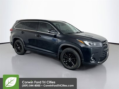 Used 2019 Toyota Highlander SE