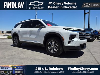 Certified 2025 Chevrolet Traverse LT w/ Driver Confidence Package