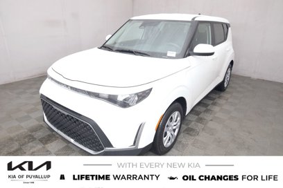 New 2025 Kia Soul LX