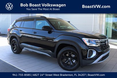 New 2025 Volkswagen Atlas Peak Edition SE