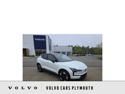 New 2025 Volvo EX30 Plus w/ Climate Package