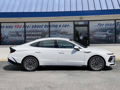 New 2024 Hyundai Sonata SEL
