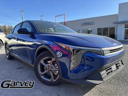 New 2025 Kia K4 LXS