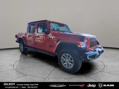 New 2023 Jeep Gladiator Sport