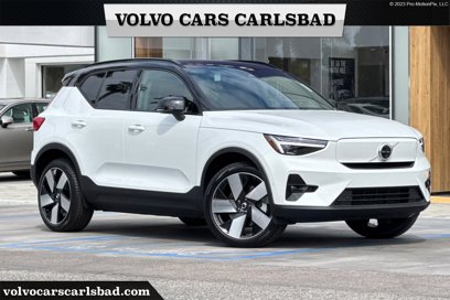 New 2025 Volvo EX40 Plus w/ Climate Package