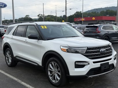 Certified 2022 Ford Explorer XLT w/ Equipment Group 202A
