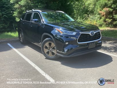 Used 2023 Toyota Highlander Bronze Edition