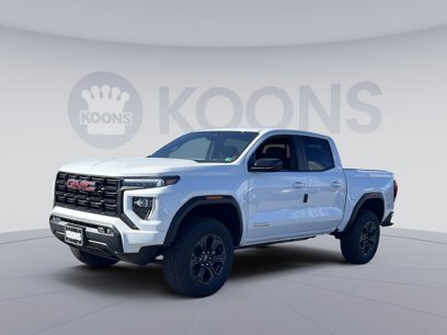 New 2025 GMC Canyon Elevation w/ Convenience Package