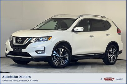 Used 2017 Nissan Rogue SL