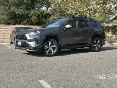 Used 2021 Toyota RAV4 SE w/ Weather & Moonroof Package