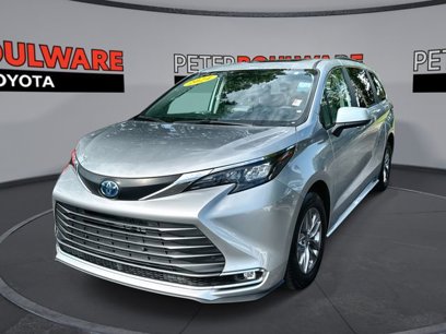 Used 2024 Toyota Sienna XLE