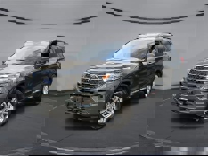 Used 2022 Ford Explorer XLT